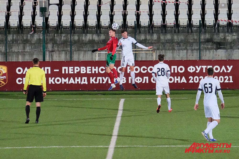 Футбольный матч «Звезда» – «Зенит» в Перми.