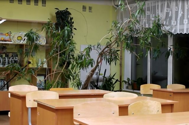 Учебный процесс приостановят в школе № 27 в Смоленске
