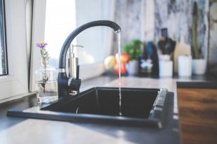 В поселке Пригородном из-за ремонтных работ отключат воду.