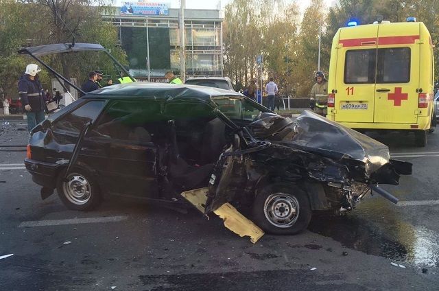 Виновник ДТП в центре Ульяновска погиб на месте
