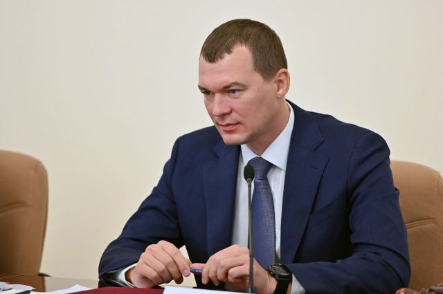 Дегтярев вместе с семьей оформил прописку в Хабаровске