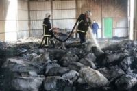 В Харьковской области сгорел склад с пятью тоннами угля.