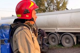 В Черкассах прорвало емкость с азотным удобрением.