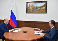 Председатель правительства РФ Михаил Мишустин и губернатор Краснодарского края Вениамин Кондратьев (справа).