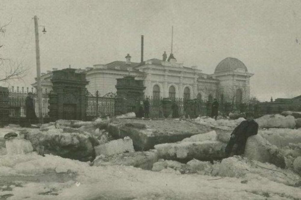 Колчак в омске фото