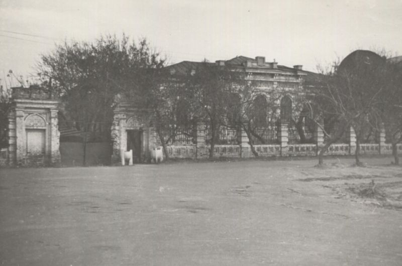 Дом Батюшкиных, 1976 год.