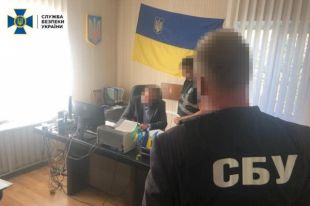 В Запорожской области чиновника таможни поймали на взятке
