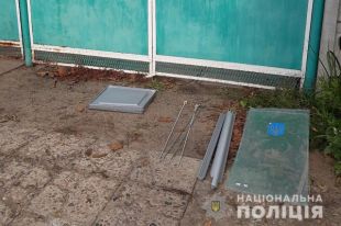 В Запорожье юноша украл урну для голосования, чтобы разводить улиток