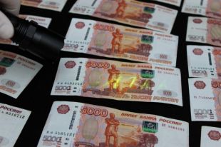 В Оренбурге глава коллегии адвокатов и бизнесмен задержаны сотрудниками ФСБ при получении взятки.