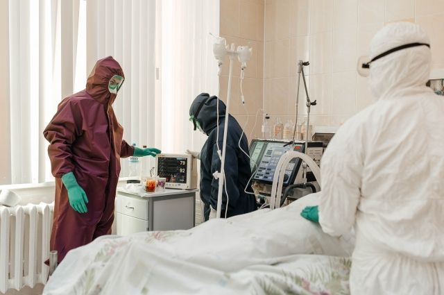 За сутки в Рязани еще четырех пациентов с COVID-19 подключили к ИВЛ