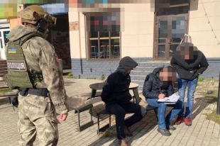 В Житомирской области банда требовала у бизнесмена 90 тыс. гривен «долга»