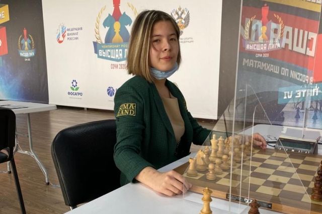 Студентка колледжа УрГЭУ победила на чемпионате России по шахматам в Сочи