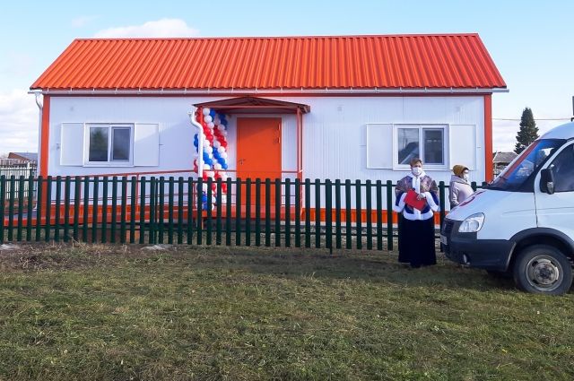 В отдаленном тюменском селе открыли фельдшерско-акушерский smart-пункт