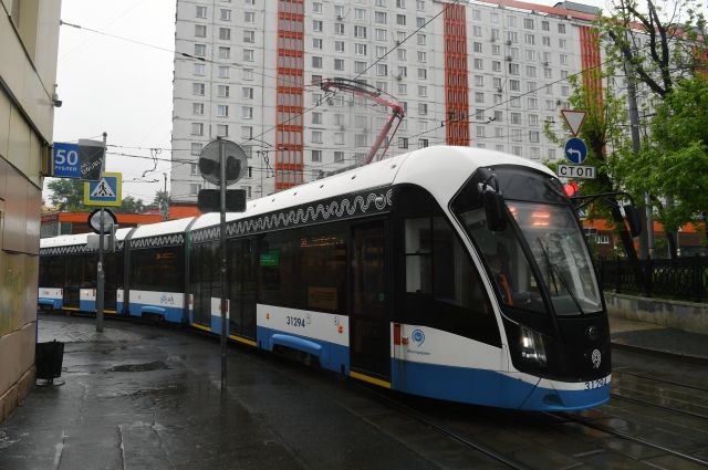 В Москве в будущем году появятся компактные трамваи