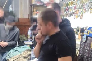 Оперуполномоченного Николаевского СИЗО задержали за сбыт наркотиков