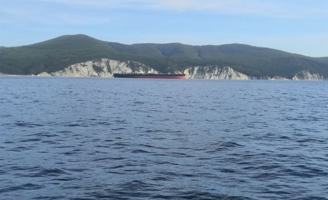Медики Кубани готовы оказать помощь экипажу терпящего бедствие танкера