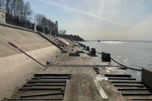 Специалисты оценили повреждения набережной Хабаровска от паводка
