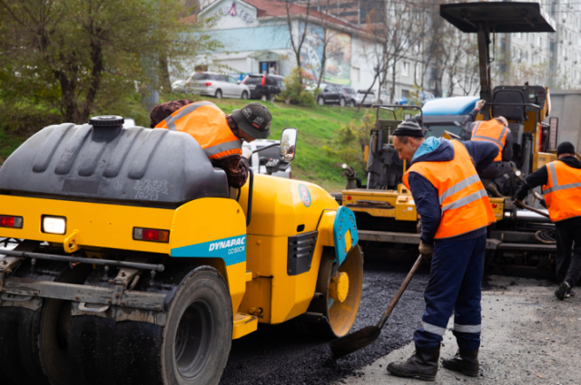 В последнюю неделю ремонта готовность улицы Туркестанской в Оренбурге составляет 76%.