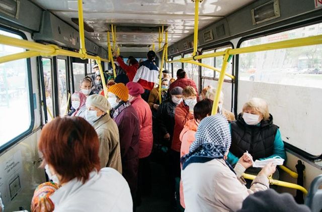 В Липецке оштрафовали 43 водителей автобусов без масок