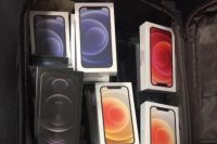 СБУ разоблачила нелегальный ввоз партии Iphone 12