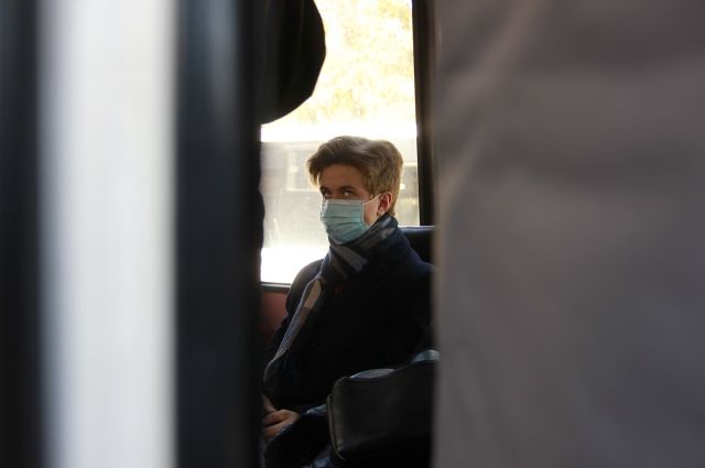 Без маски в общественном транспорте могут оштрафовать 