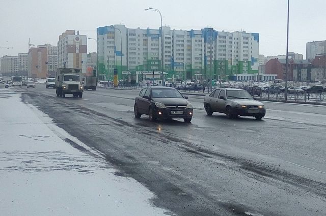 В ближайшие сутки в Кузбассе ожидают мокрый снег и гололед