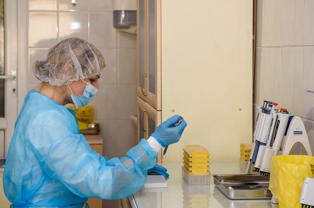Более 15 млн рублей выделили Саратовской области на тесты на коронавирус