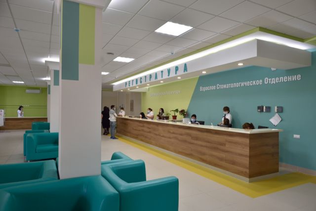Открытие реабилитационного центра и стоматологической поликлиники в Майкопе