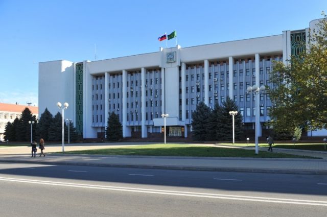 Адыгее выделено дополнительно почти 50 млн рублей на поддержку медиков