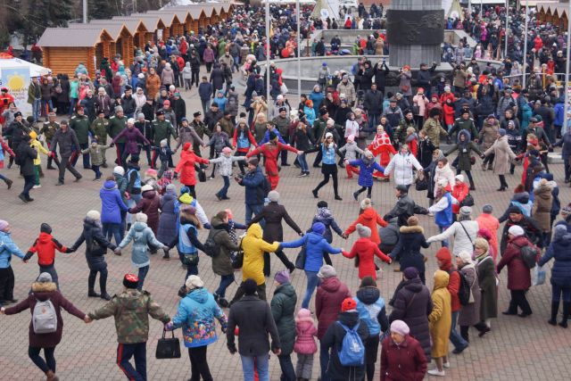 День народного единства в Красноярске до пандемии отмечали народными гуляниями.