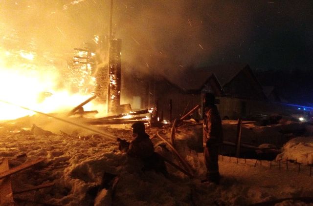 На Камчатке ночью в дачном посёлке «Мелиоратор» сгорели баня и теплица
