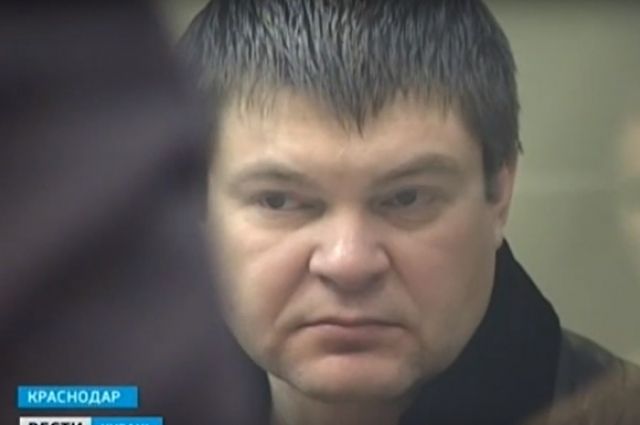 Главарем банды был местный депутат Сергей Цапок.