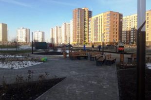 В сквере на улице Вьюжной тюменцев ждет необычный арт-объект