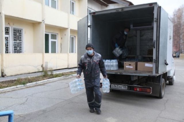 50 тонн питьевой воды в больницы Иркутска привезут предприниматели