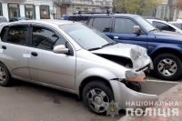В Одессе женщина угнала автомобиль такси и попала на нем в ДТП