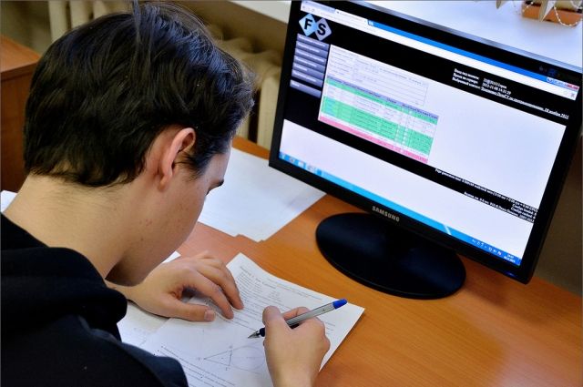 Ульяновских школьников могут перевести на дистанционное обучение
