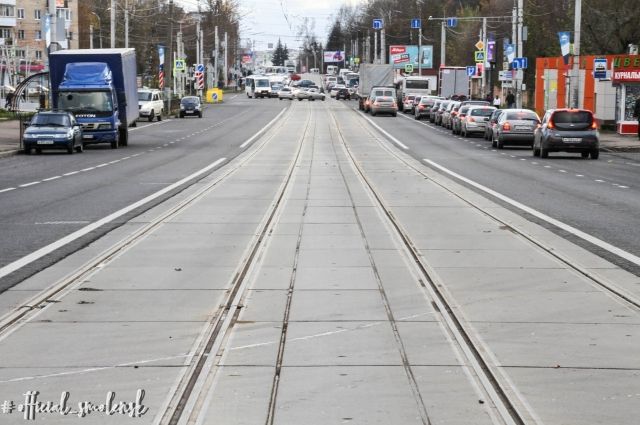 Дорожную разметку наносят на отремонтированных улицах Смоленска