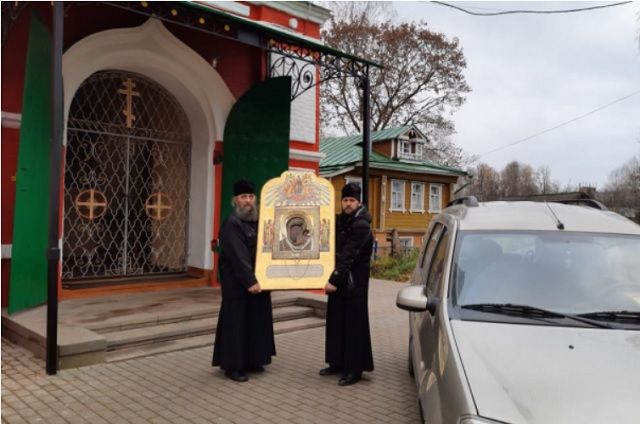 Во Владимирской области прошёл крестный объезд благочиния против Covid-19