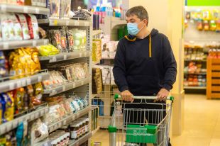 Коронавирус изменил не только наше поведение, но и нашу платежеспособность.