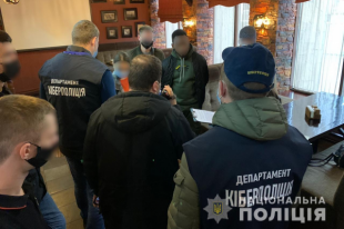 В Ивано-Франковске иностранец обманывал женщин и торговал наркотиками