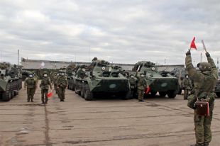 Миротворцы перед отправкой на аэродром Ульяновск-Восточный. 10.11.2020 г.