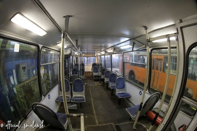 Первые столичные троллейбусы доставили в Смоленск