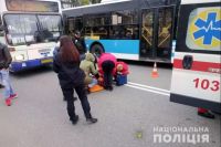 В Хмельницком автобус наехал на двух детей