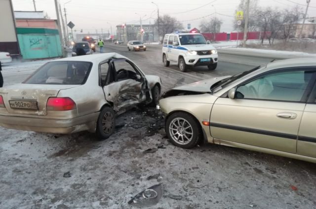 Два подростка получили травмы в автоаварии в Нижнеудинске