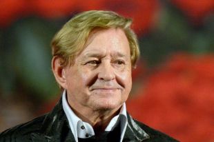 Режиссер Роман Виктюк умер от коронавируса