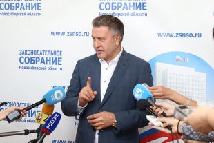 Спикер Законодательного собрания Новосибирской области Андрей Шимкив пригрозил лишением финансирования строительства четвертого (платного) моста через Обь в Новосибирске из-за повышения тарифов на вывоз мусора.