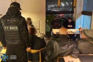 СБУ разоблачила группу лиц, которые пытались получить 500 тысяч долларов.