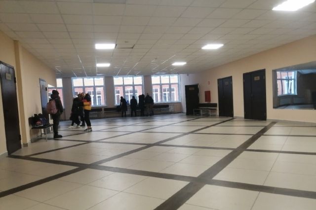 В Рыбинске специалисты обследовали здание новой школы на Тракторной улице