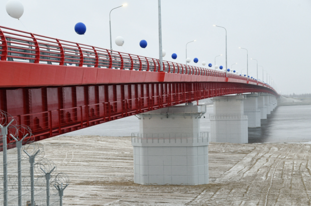  На проезд по Пуровскому мосту установили скидки до 50% 
