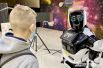 Через несколько десятилетий роботы вполне смогут заменить некоторые профессии, допустим, продавца или баристы. 